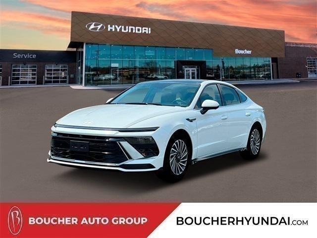 new 2025 Hyundai Sonata Hybrid car, priced at $39,625