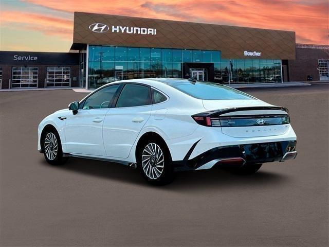 new 2025 Hyundai Sonata Hybrid car, priced at $39,625