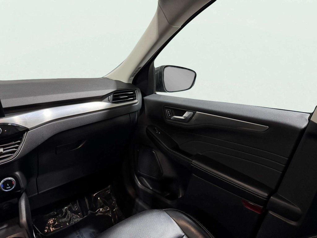 used 2022 Ford Escape car, priced at $22,419