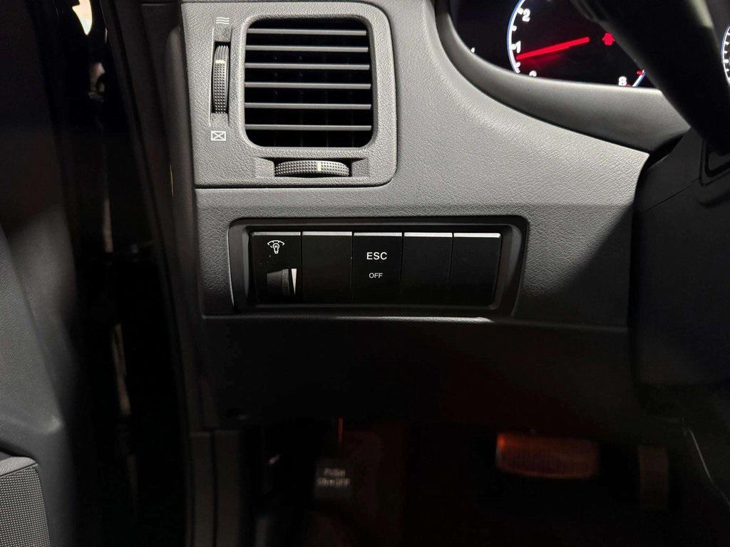 used 2010 Hyundai Azera car, priced at $9,999
