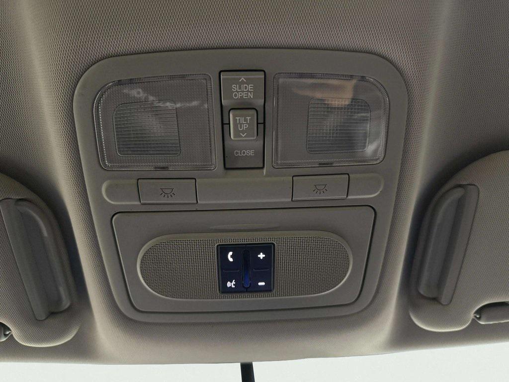 used 2010 Hyundai Azera car, priced at $9,999