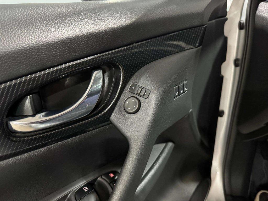 used 2017 Nissan Rogue car, priced at $16,629