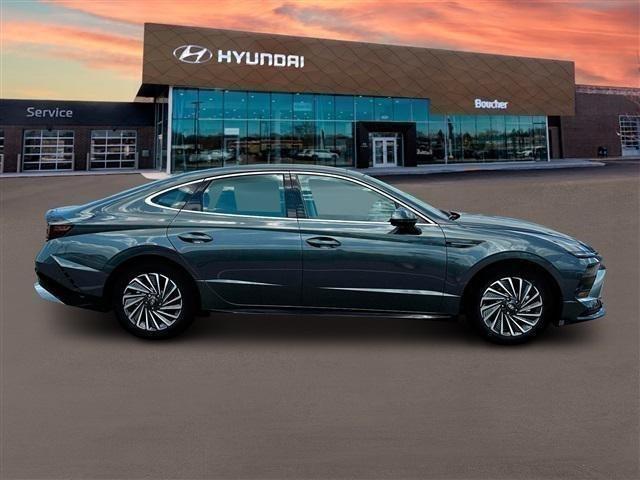 new 2025 Hyundai Sonata Hybrid car, priced at $39,120