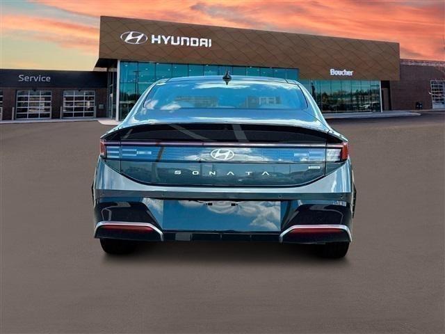 new 2025 Hyundai Sonata Hybrid car, priced at $39,120