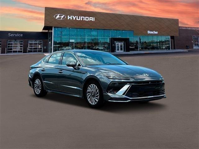 new 2025 Hyundai Sonata Hybrid car, priced at $39,120