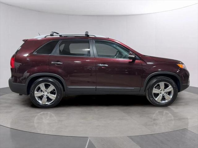 used 2013 Kia Sorento car, priced at $13,999