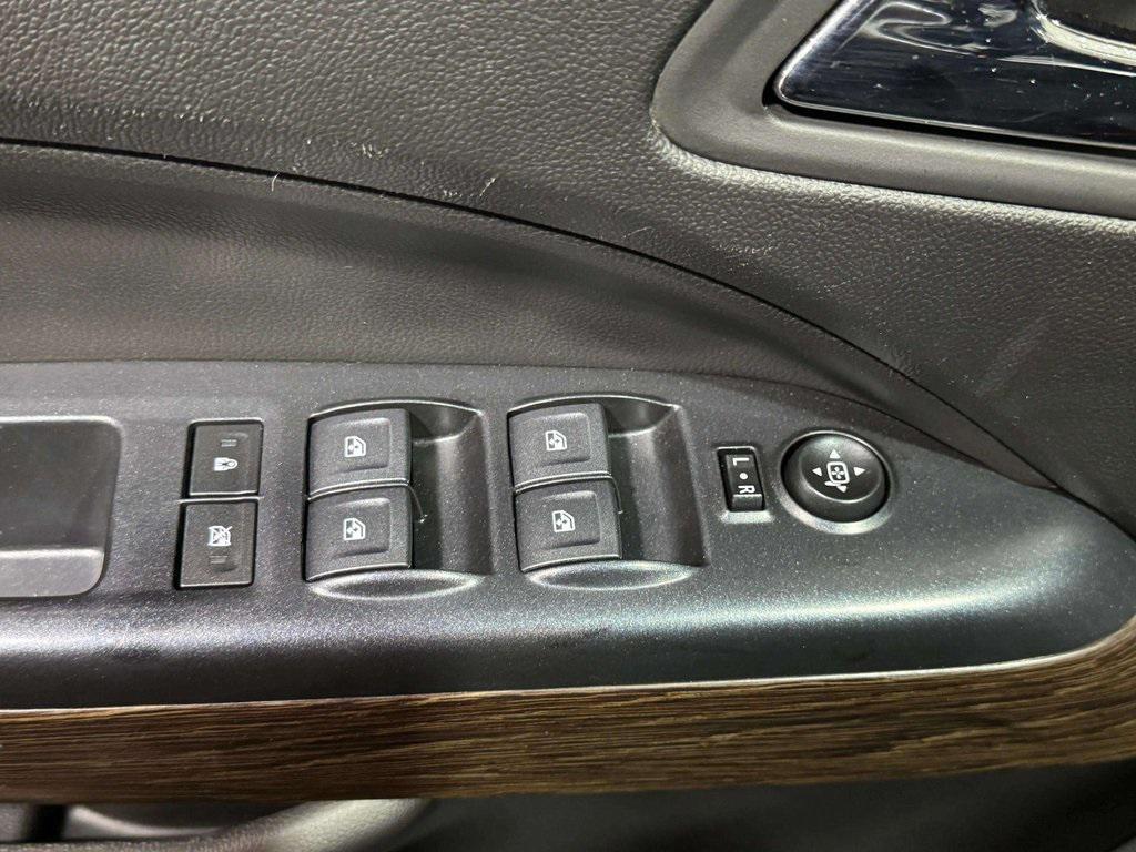 used 2020 GMC Canyon car, priced at $30,289