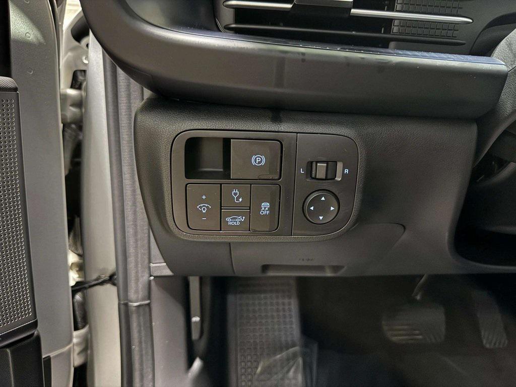 used 2025 Hyundai IONIQ 6 car, priced at $38,019