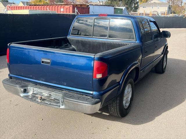 used 2001 Chevrolet S-10 car, priced at $10,995