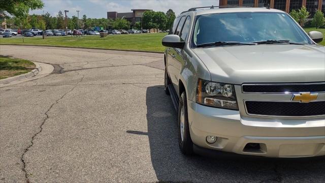 used 2014 Chevrolet Suburban car, priced at $21,995