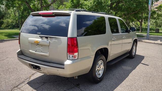 used 2014 Chevrolet Suburban car, priced at $21,995