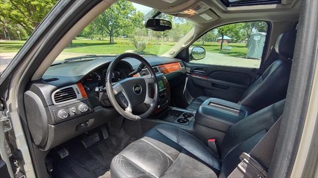 used 2014 Chevrolet Suburban car, priced at $21,995