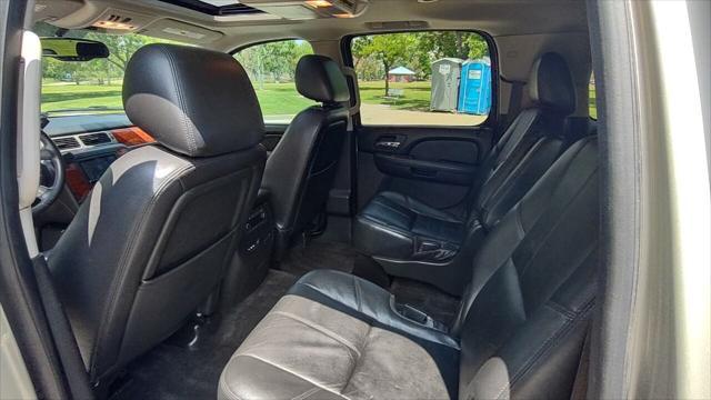 used 2014 Chevrolet Suburban car, priced at $21,995