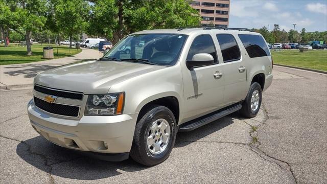 used 2014 Chevrolet Suburban car, priced at $21,995