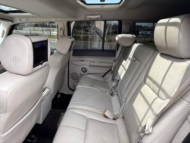 used 2006 Jeep Commander car, priced at $13,995