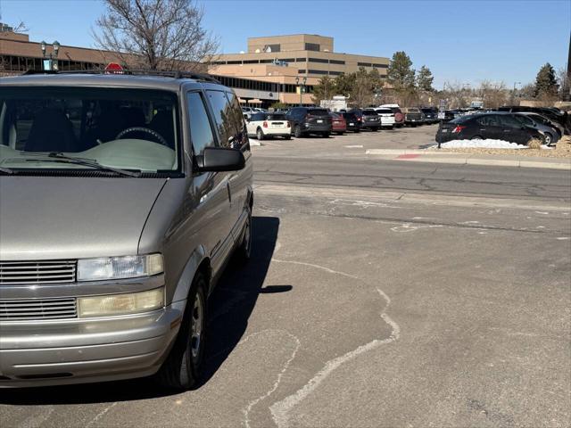 used 2001 Chevrolet Astro car, priced at $13,495