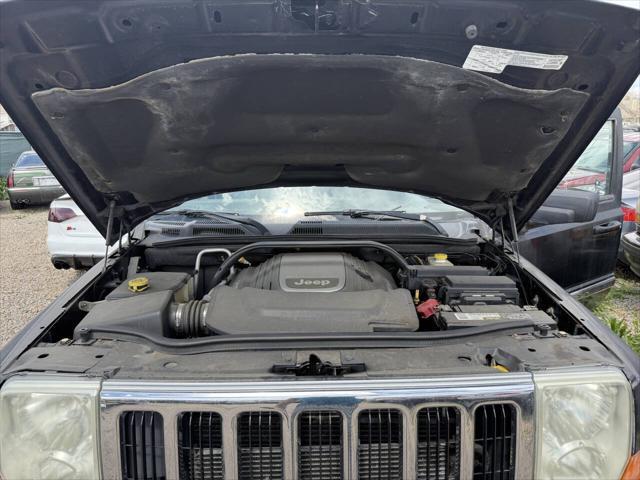 used 2006 Jeep Commander car, priced at $11,995