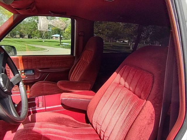 used 1993 Chevrolet Blazer car, priced at $11,495