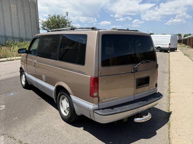 used 2000 GMC Safari car, priced at $8,995