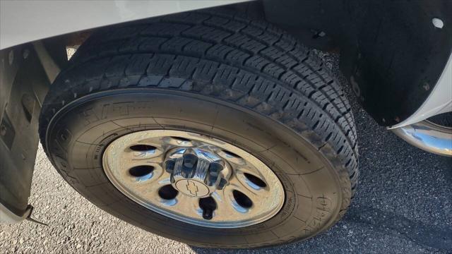 used 2009 Chevrolet Silverado 1500 car, priced at $15,995