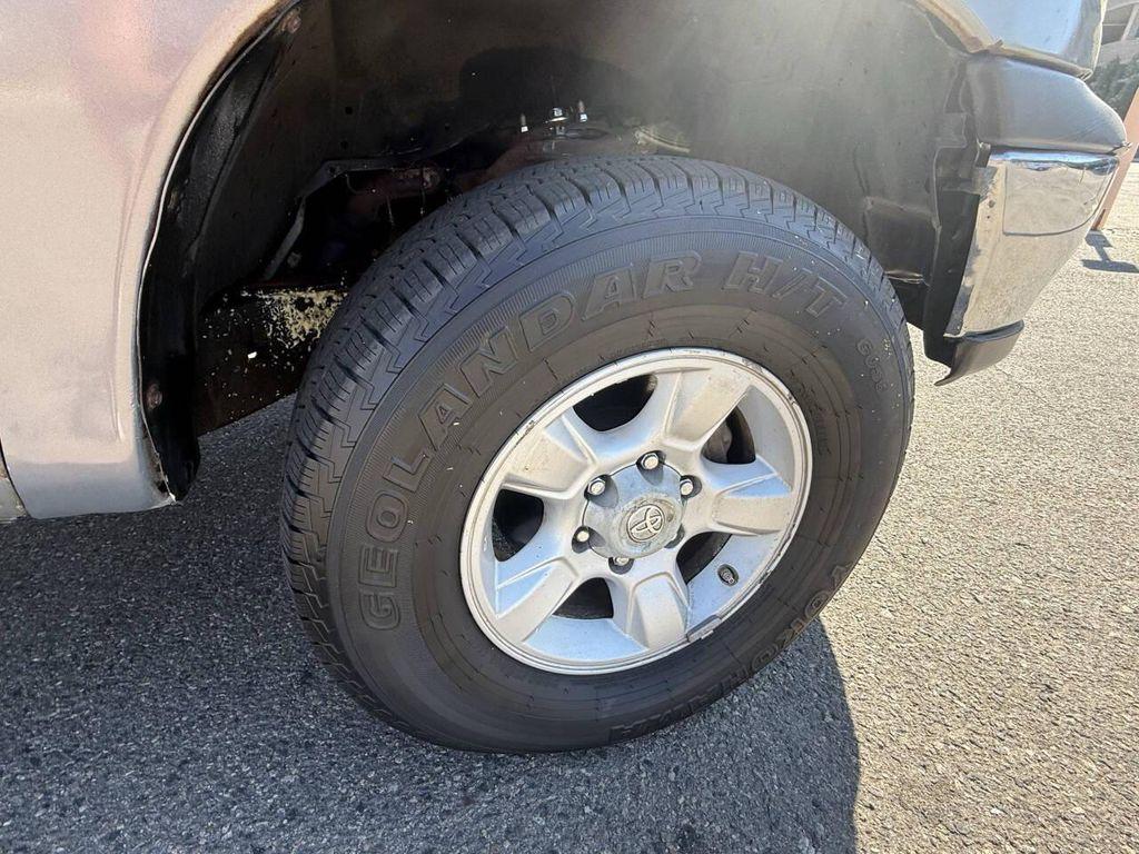 used 2000 Toyota Tundra car, priced at $13,995