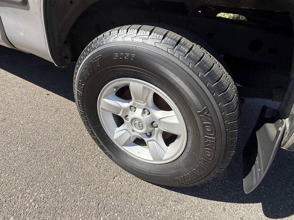 used 2000 Toyota Tundra car, priced at $13,995