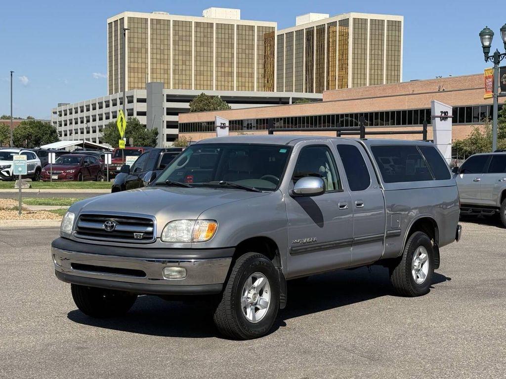 used 2000 Toyota Tundra car, priced at $14,495