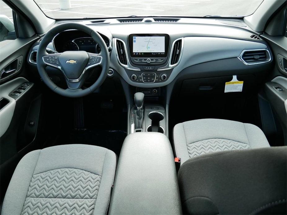 new 2024 Chevrolet Equinox car, priced at $34,000