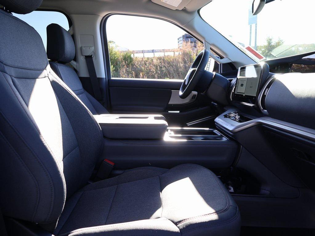 new 2025 Ford Expedition Max car, priced at $70,631