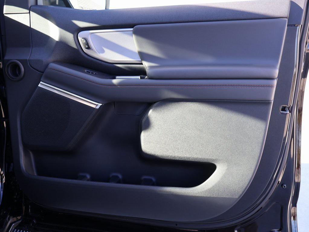 new 2025 Ford Expedition Max car, priced at $70,631