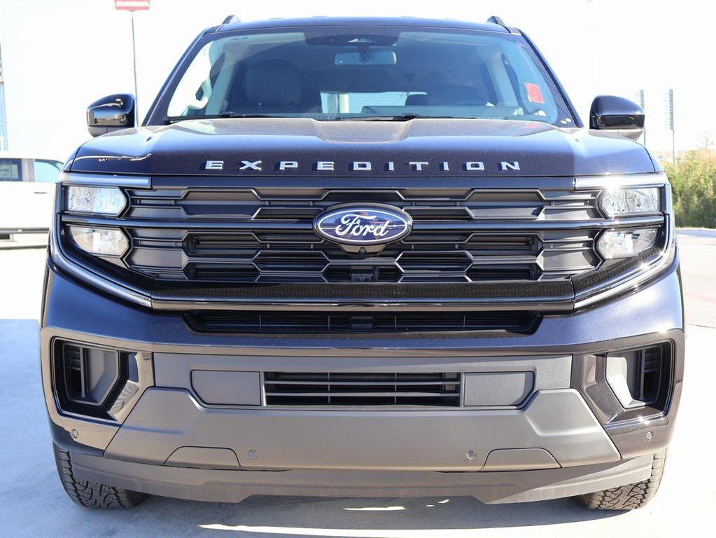 new 2025 Ford Expedition Max car, priced at $70,631