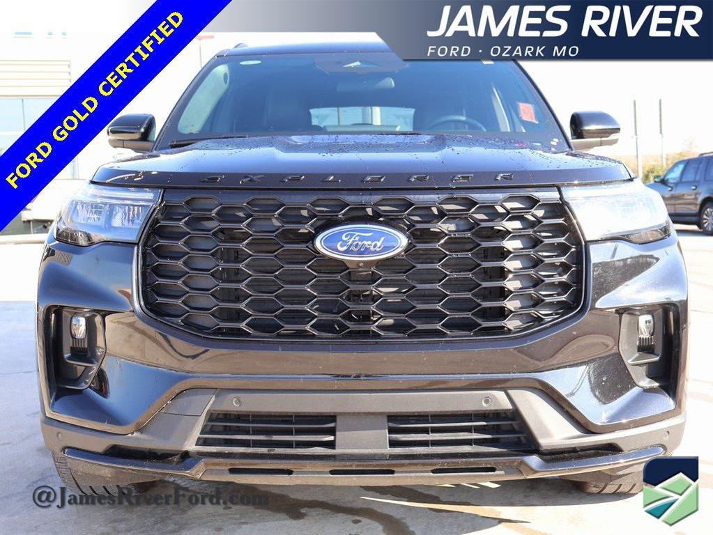 used 2025 Ford Explorer car, priced at $40,639