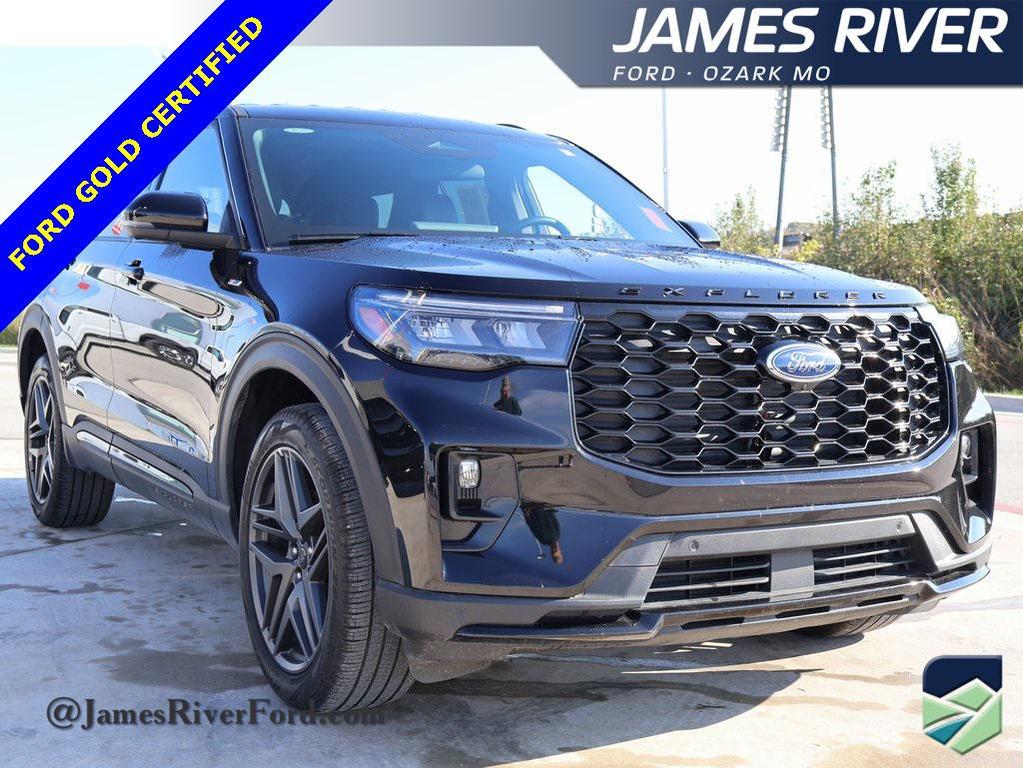 used 2025 Ford Explorer car, priced at $40,639