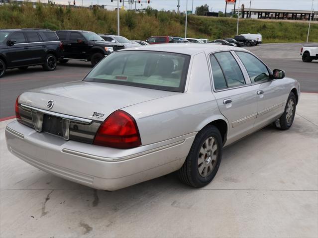 used 2006 Mercury Grand Marquis car, priced at $6,473