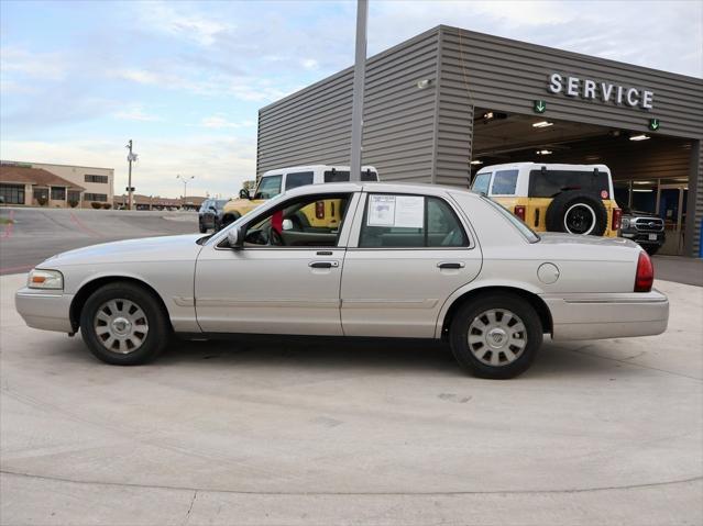 used 2006 Mercury Grand Marquis car, priced at $6,473