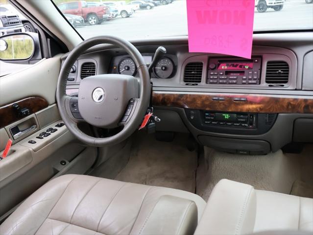 used 2006 Mercury Grand Marquis car, priced at $6,473