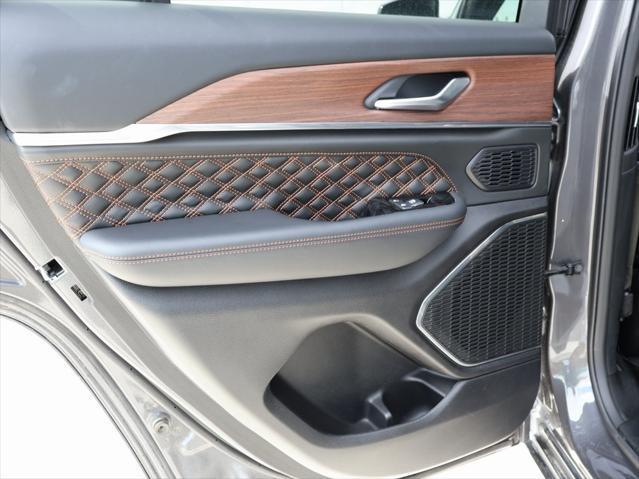 used 2022 Jeep Grand Cherokee car, priced at $41,578