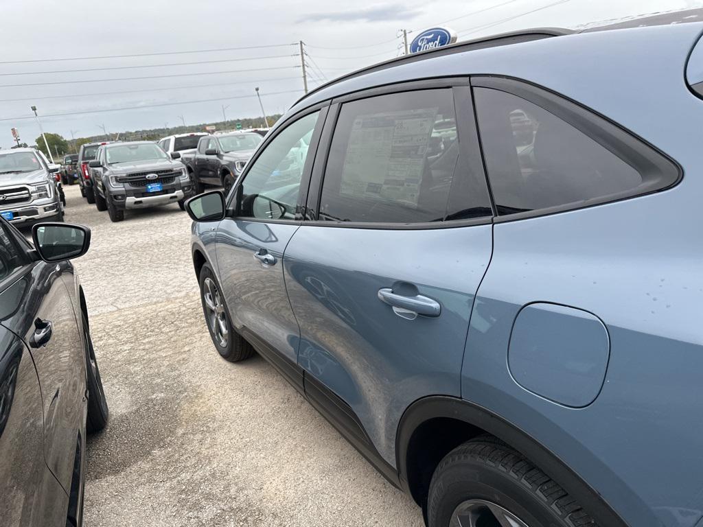 new 2025 Ford Escape car, priced at $28,870