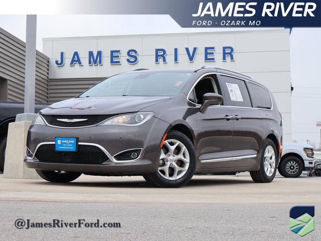 used 2019 Chrysler Pacifica car, priced at $13,986