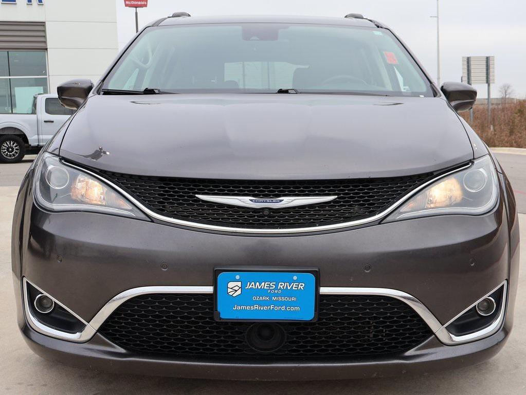 used 2019 Chrysler Pacifica car, priced at $13,986