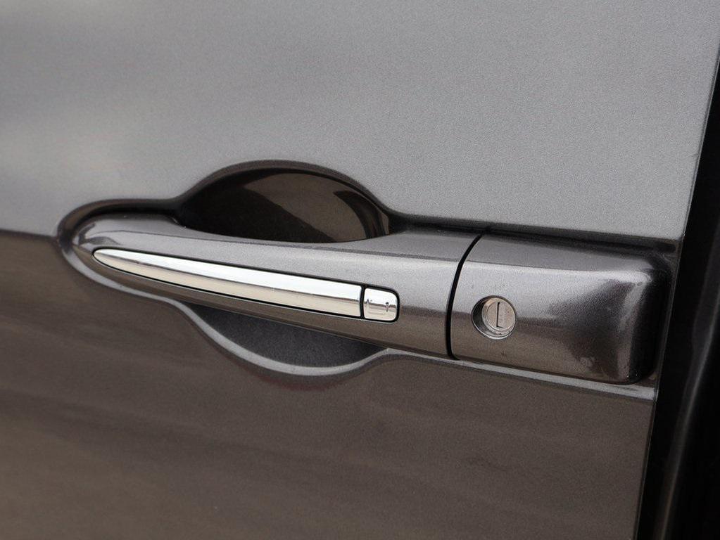 used 2019 Chrysler Pacifica car, priced at $13,986