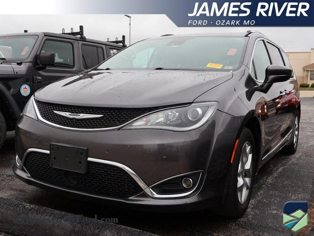 used 2019 Chrysler Pacifica car, priced at $13,986
