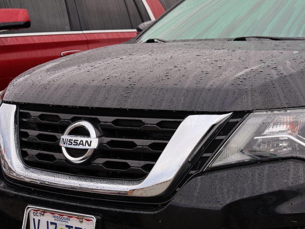 used 2019 Nissan Pathfinder car, priced at $12,960