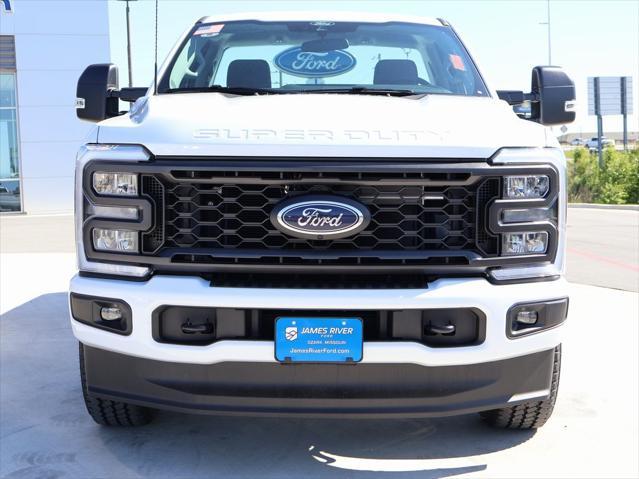 new 2025 Ford F-250 car, priced at $51,764