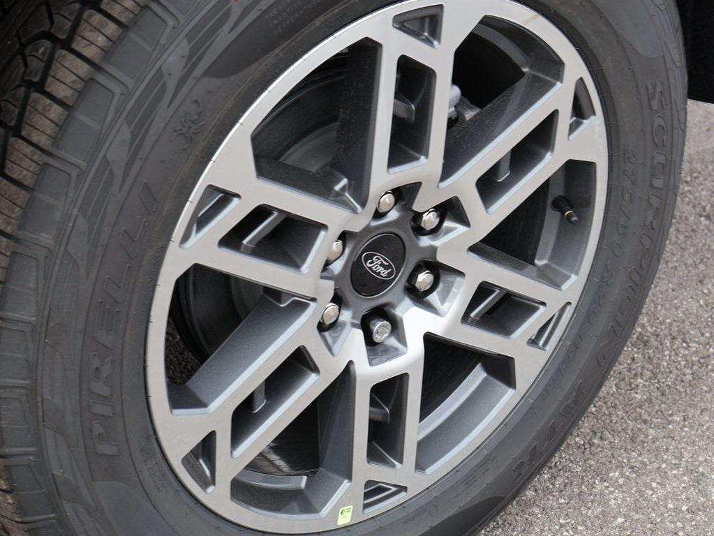 new 2025 Ford Expedition Max car, priced at $75,951