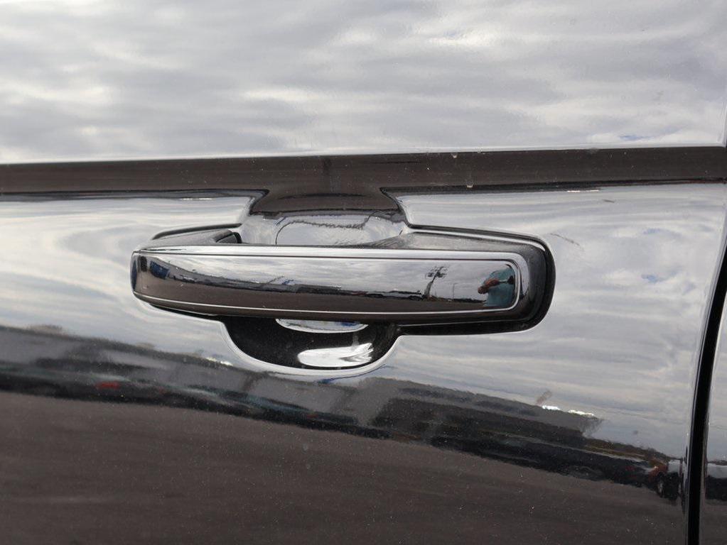 new 2025 Ford Expedition Max car, priced at $75,951