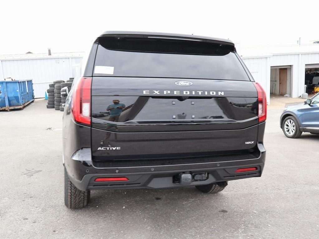 new 2025 Ford Expedition Max car, priced at $75,951