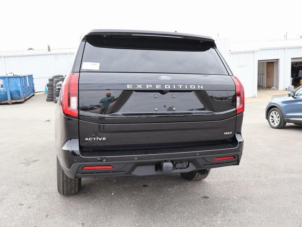 new 2025 Ford Expedition Max car, priced at $75,951