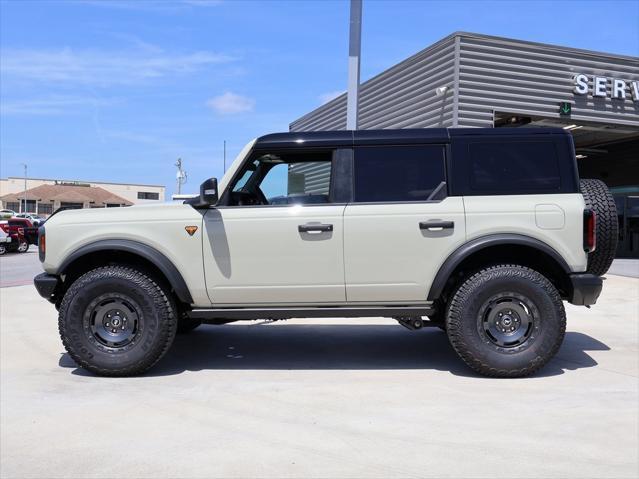 new 2025 Ford Bronco car, priced at $66,746