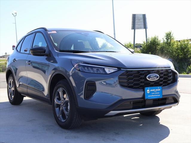 new 2025 Ford Escape car, priced at $31,384